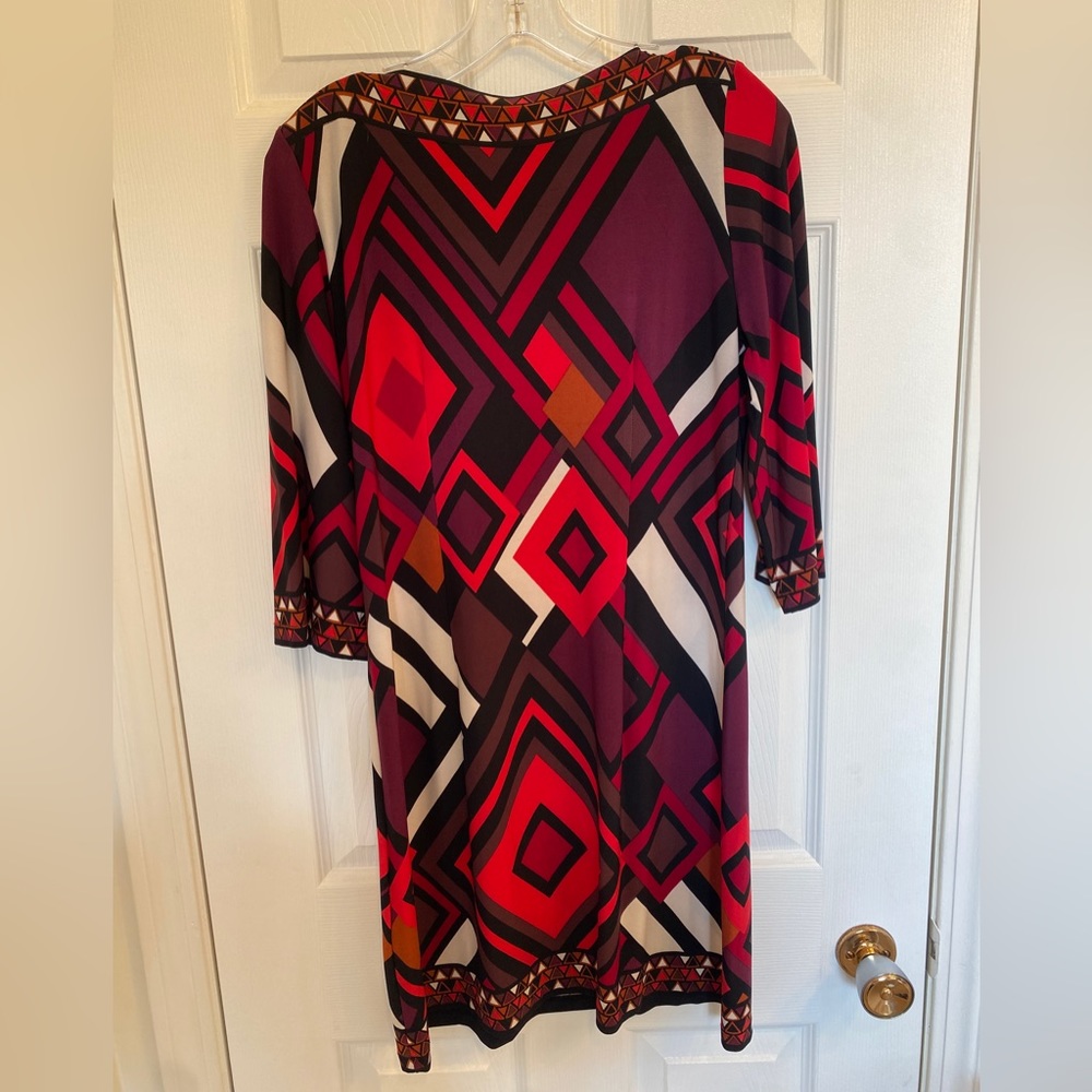 Sandra Darren Geometric Dress | 8p - Picture 2 of 6